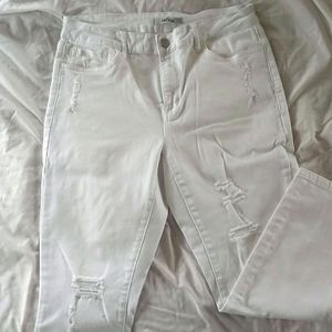 White ripped skinny jeans